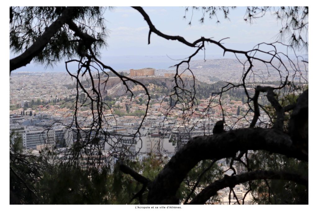 L'Acropole et la ville d'Athènes